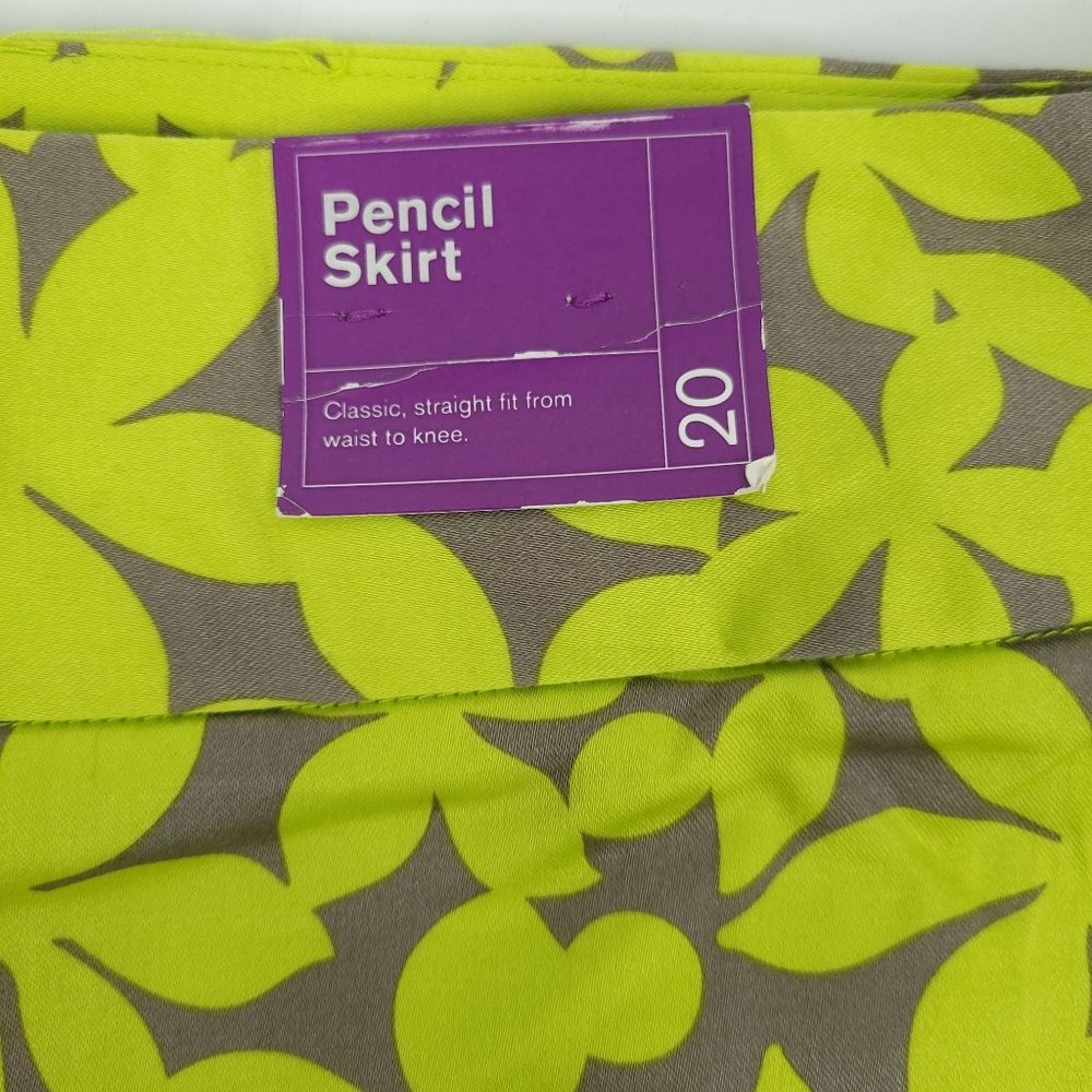 Lane Bryant Pencil Skirt NEW Classic Straight Green Taupe Women Size 20 Floral - Picture 3 of 9
